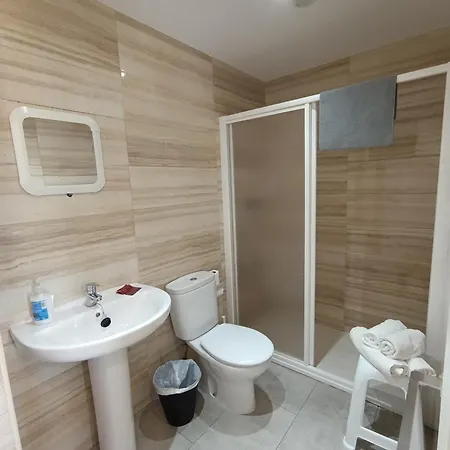 Pensión Doña Lubina 3*