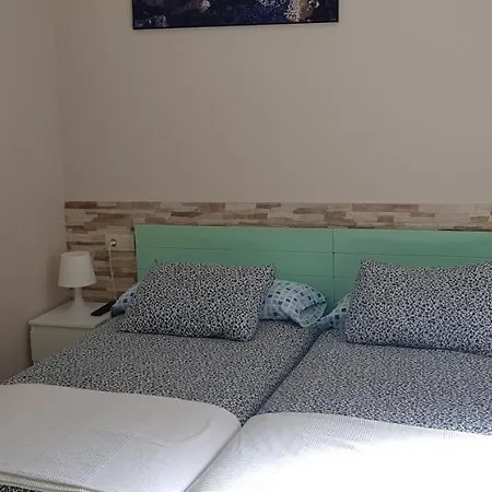 Dona Lubina Gasthuis 3*